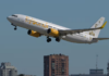 En medio de cancelaciones y despidos embargan las cuentas de Flybondi por deuda con ARCA